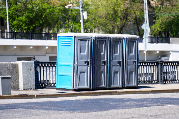 Best Portable restroom trailer rental  in Hammond, IN